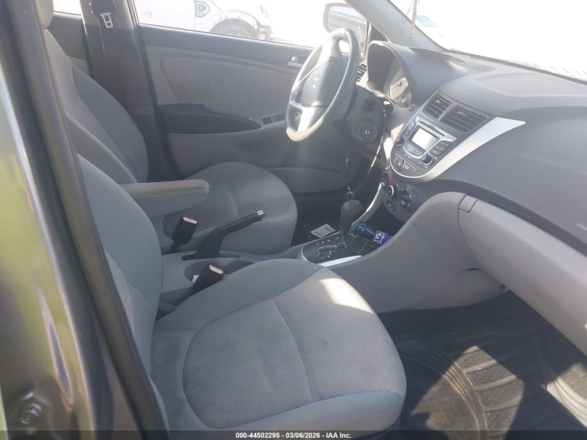 2013 Hyundai Accent Gls