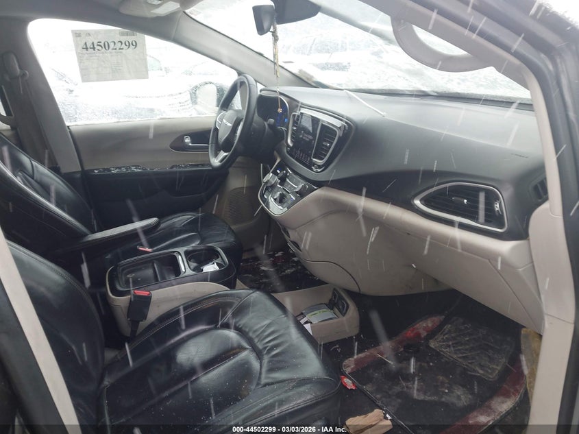 2018 Chrysler Pacifica Touring L