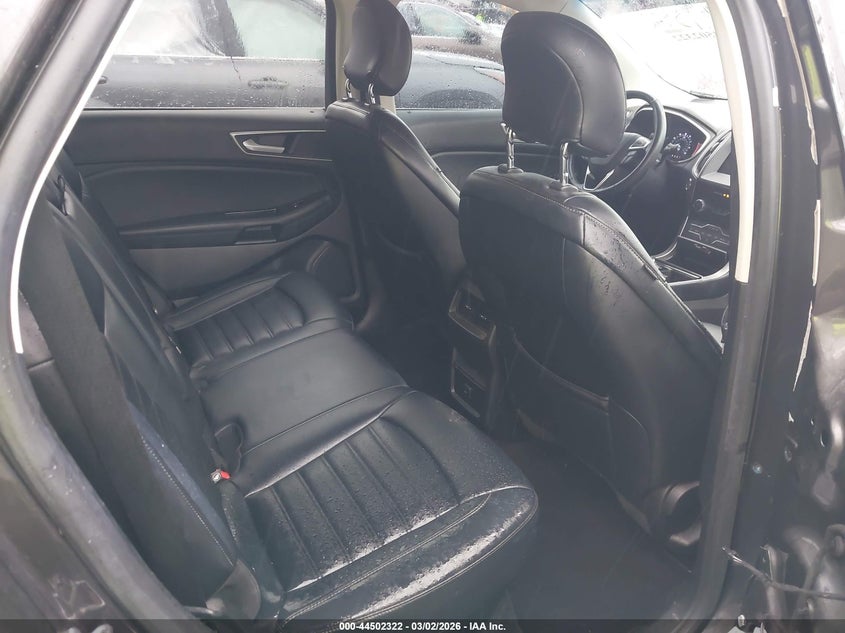 2019 FORD EDGE auction photo 8