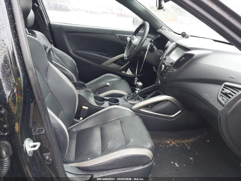 2016 Hyundai Veloster Turbo