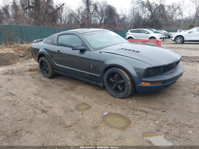 1ZVFT80N775269957 FORD MUSTANG Photo 1