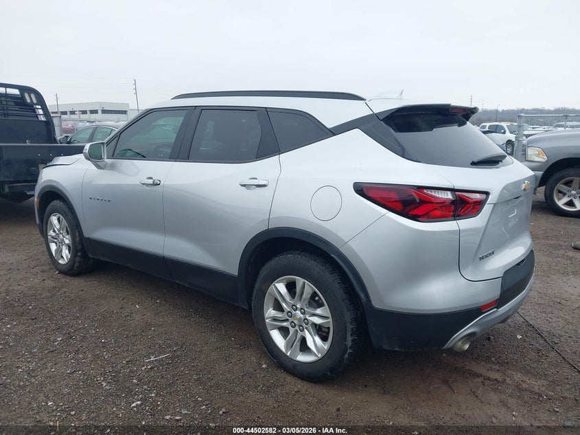 2020 CHEVROLET BLAZER auction photo 3