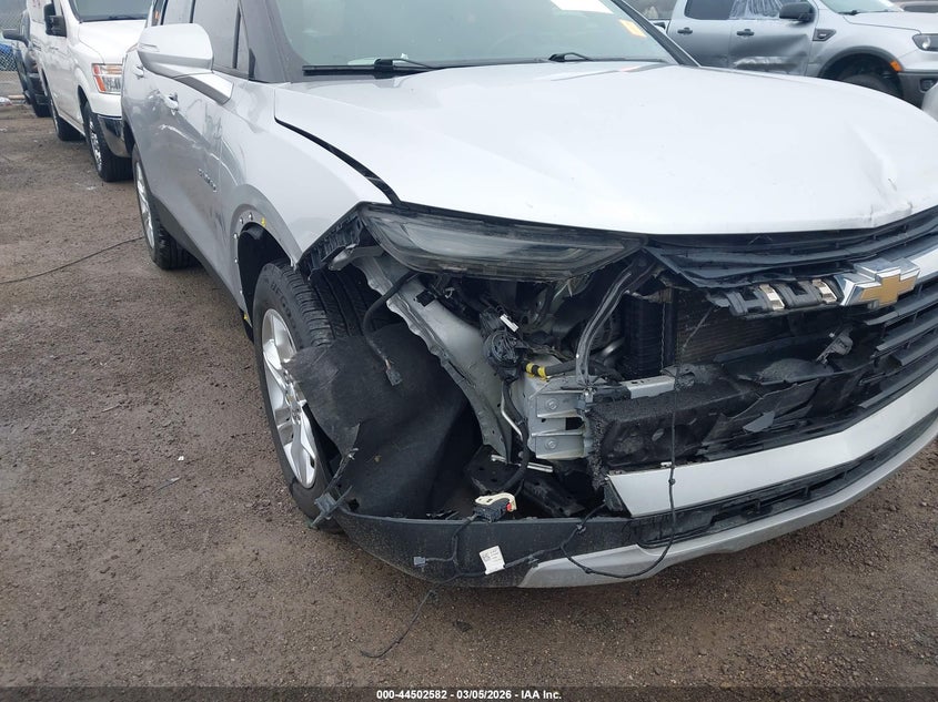 2020 CHEVROLET BLAZER auction photo 6