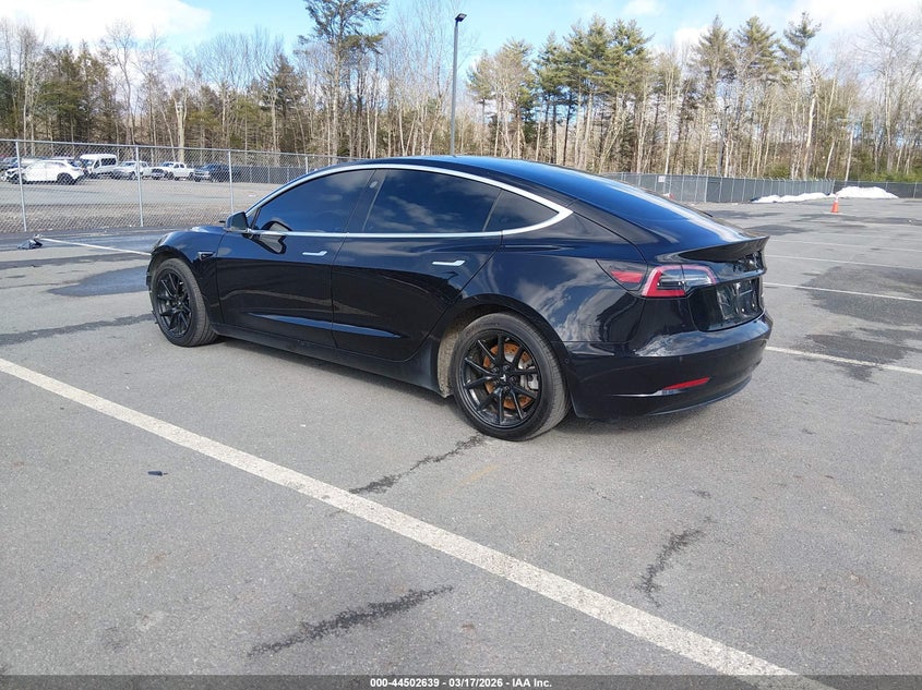 2018 Tesla Model 3 Long Range/Performance