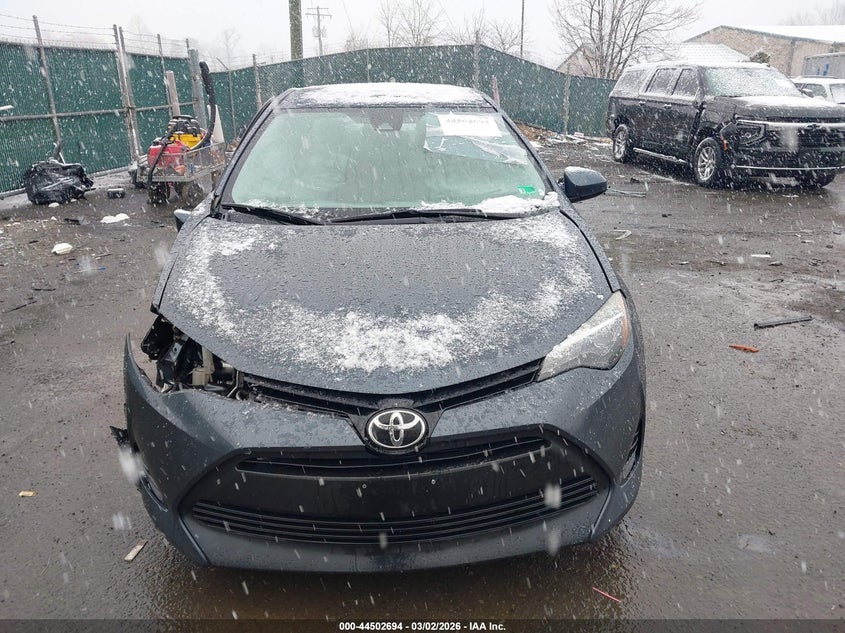 2018 Toyota Corolla Le VIN: 2T1BURHE8JC027097 Lot: 44502694