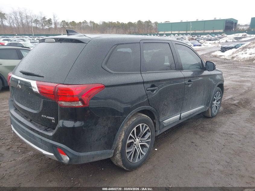 2018 Mitsubishi Outlander Se