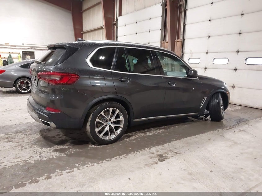 2019 BMW X5 xDrive40I