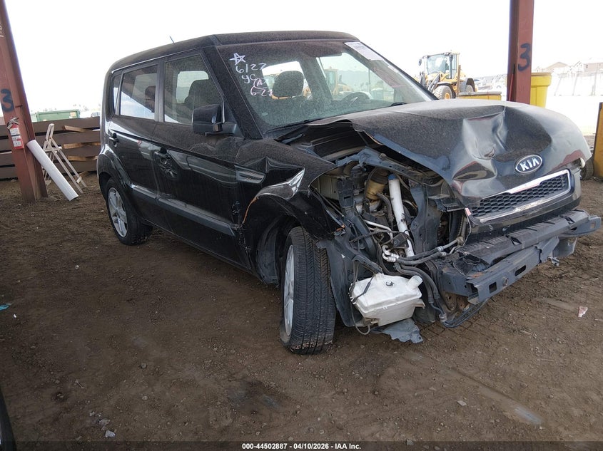 2011 Kia Soul +