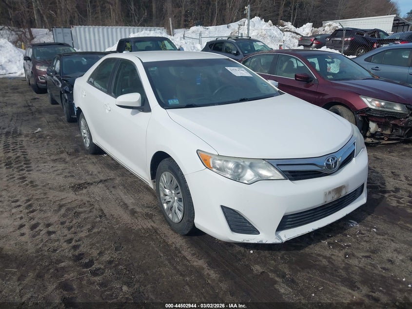 2014 Toyota Camry Le