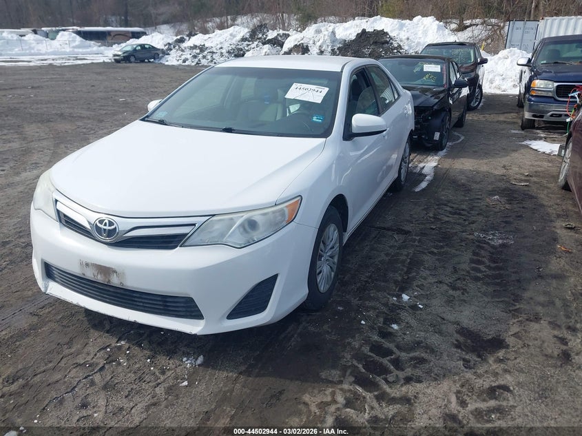 2014 Toyota Camry Le