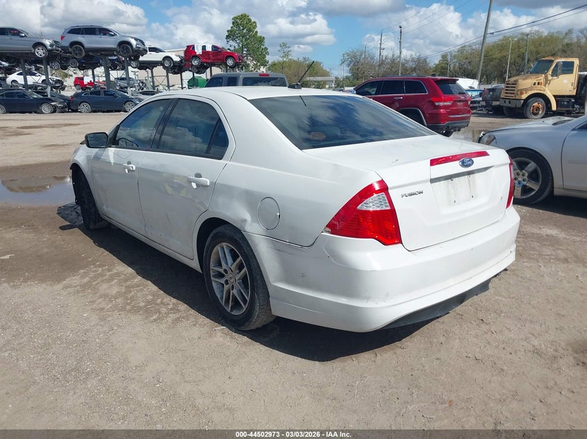 2011 Ford Fusion S