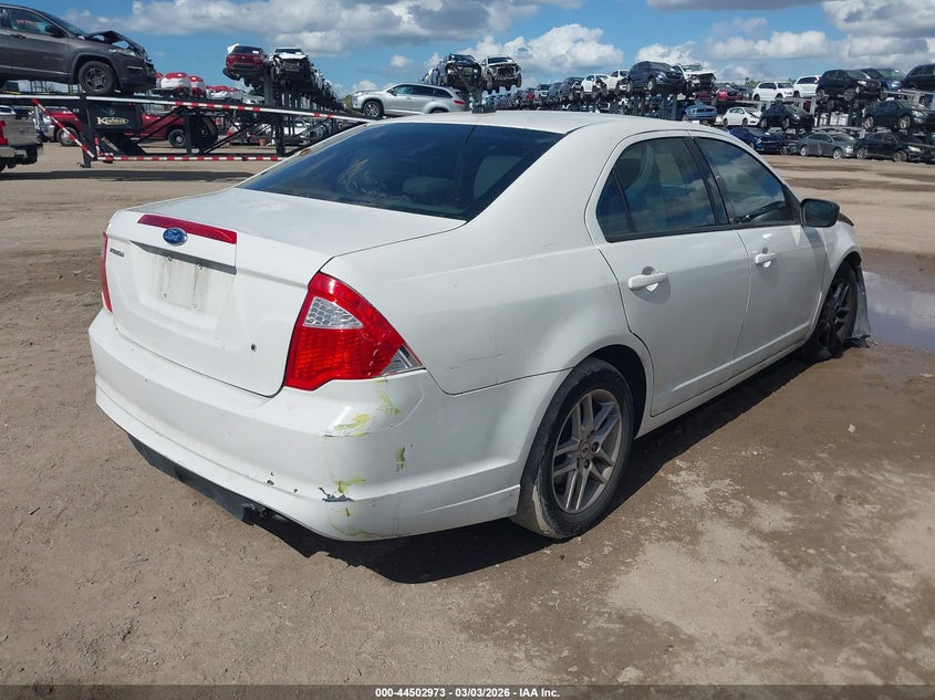2011 Ford Fusion S