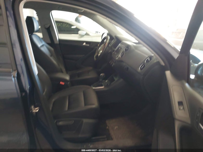 2016 Volkswagen Tiguan S