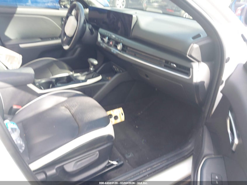 2025 Kia K4 Gt-Line Turbo