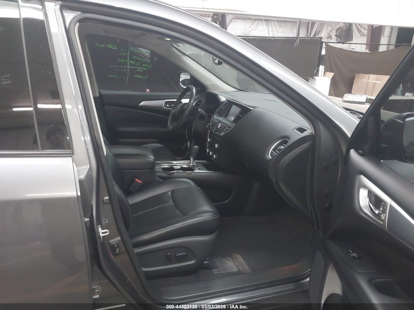 2018 Nissan Pathfinder Sl