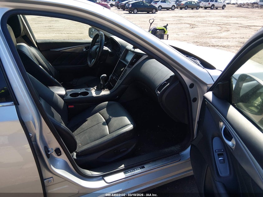 2016 Infiniti Q50 3.0T Premium