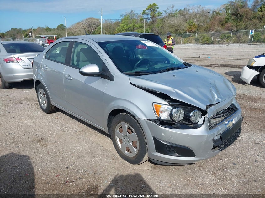 2013 Chevrolet Sonic Ls Auto