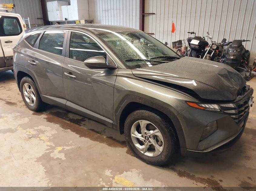 2022 HYUNDAI TUCSON SE