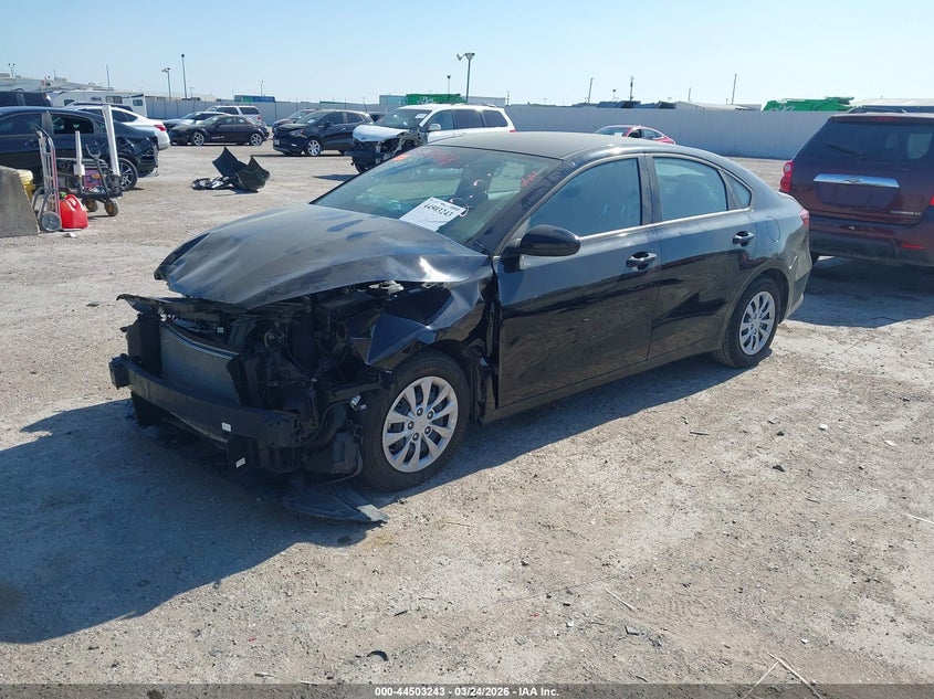 2024 Kia Forte Lx