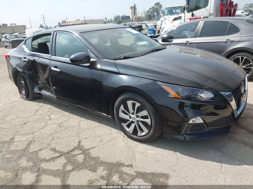 2022 Nissan Altima S Fwd