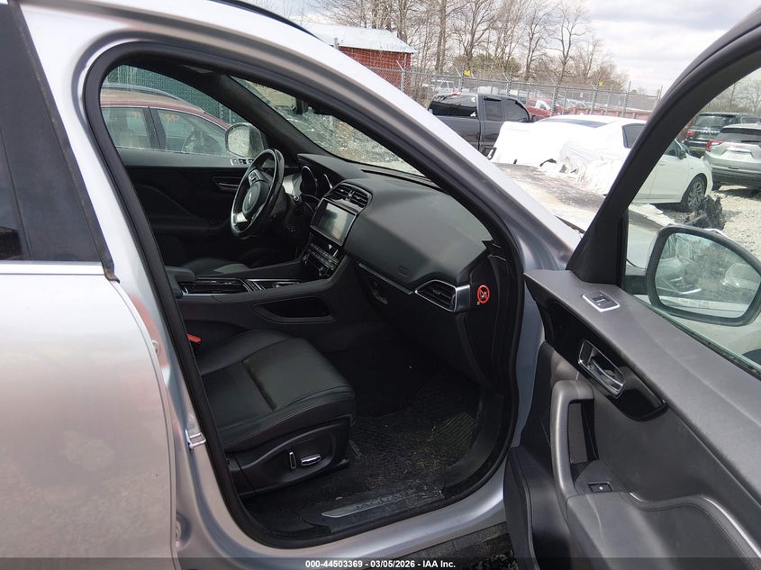 2019 Jaguar F-Pace 25T Premium