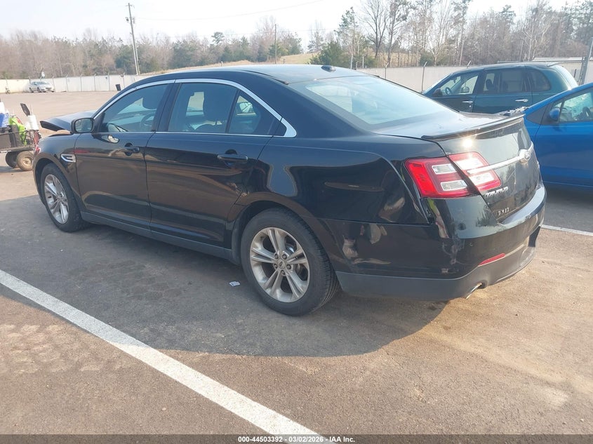 2018 Ford Taurus Sel