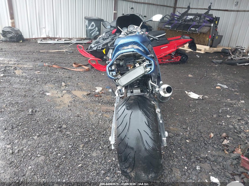 1994 Suzuki Gsx-R1100 W VIN: JS1GU75A2R2101081 Lot: 44503575