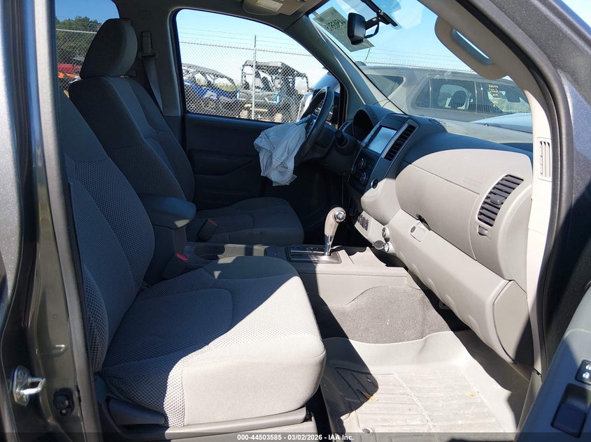 2019 Nissan Frontier Sv