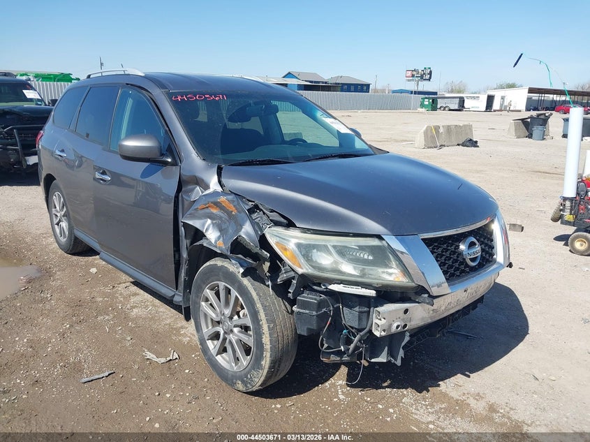 2016 Nissan Pathfinder Sv