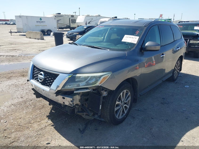 2016 Nissan Pathfinder Sv