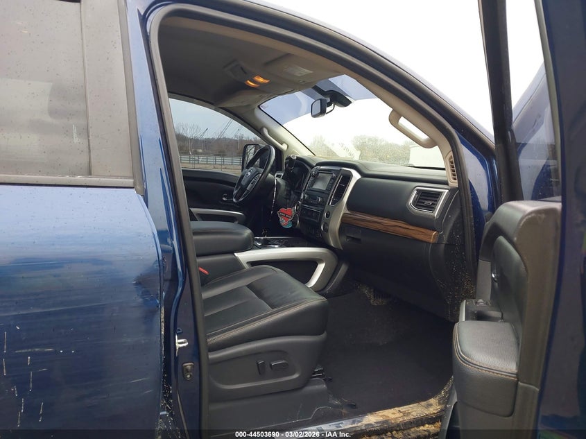 2018 Nissan Titan Sl