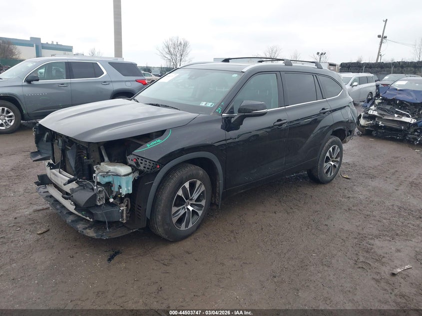 2022 Toyota Highlander Xle