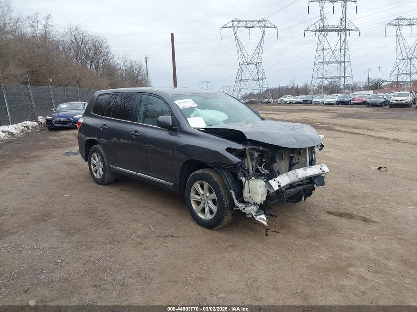 2013 Toyota Highlander Base V6