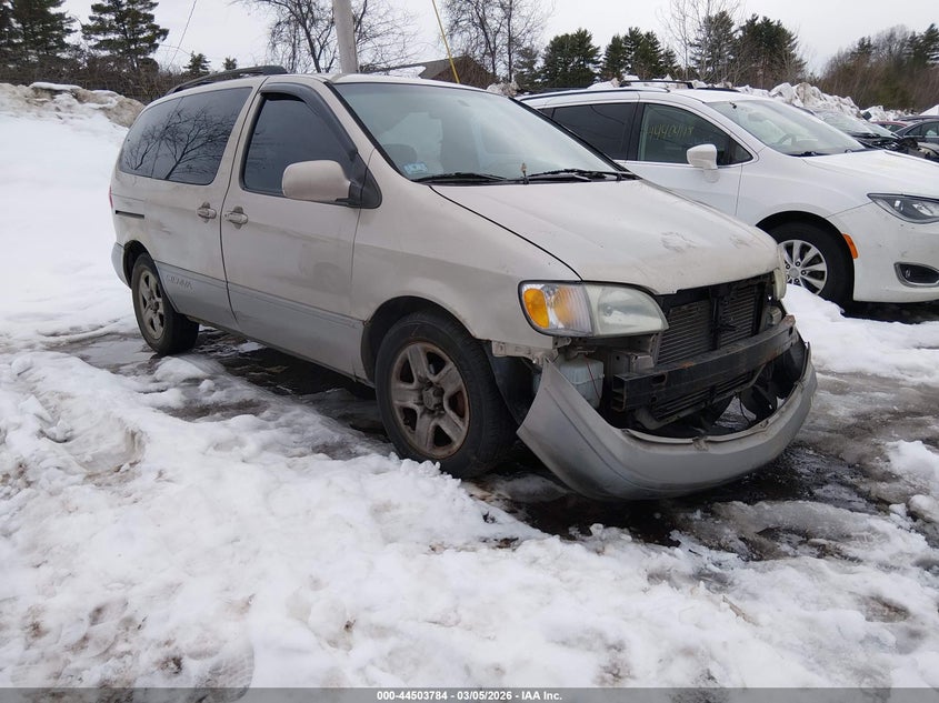 2002 Toyota Sienna Le