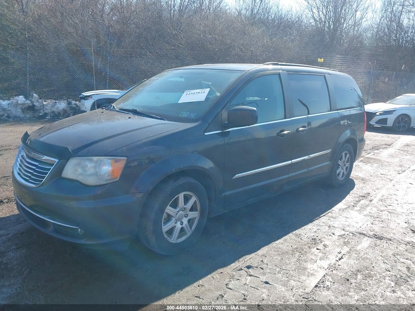 2011 Chrysler Town & Country Touring-L