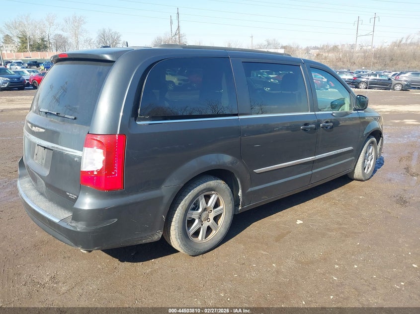 2011 Chrysler Town & Country Touring-L