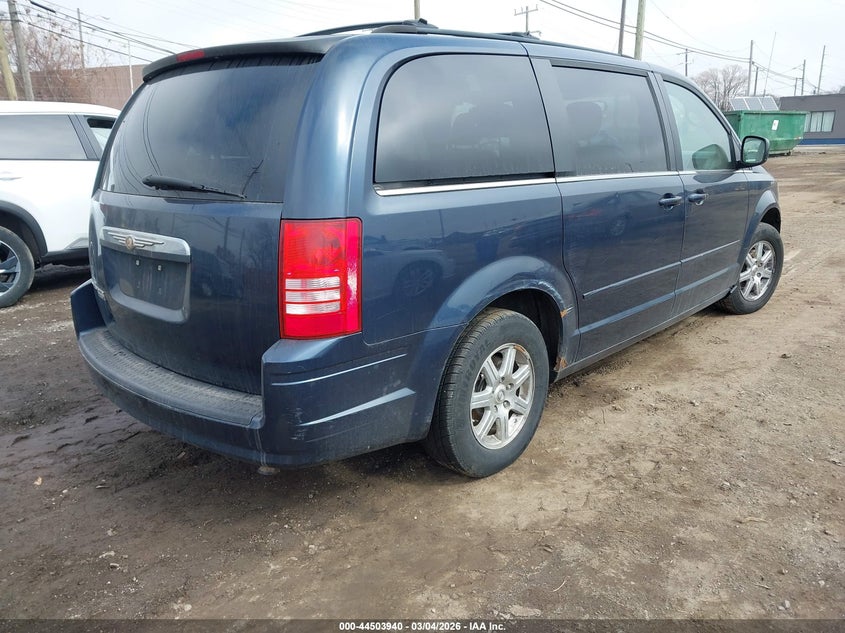 2008 Chrysler Town & Country Touring
