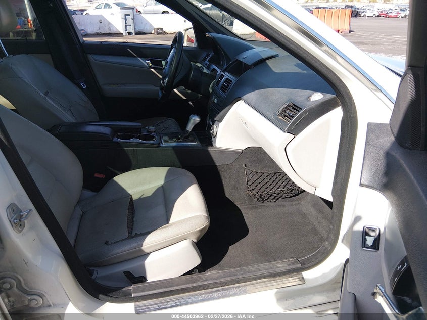 2011 Mercedes-Benz C 300 Luxury/Sport