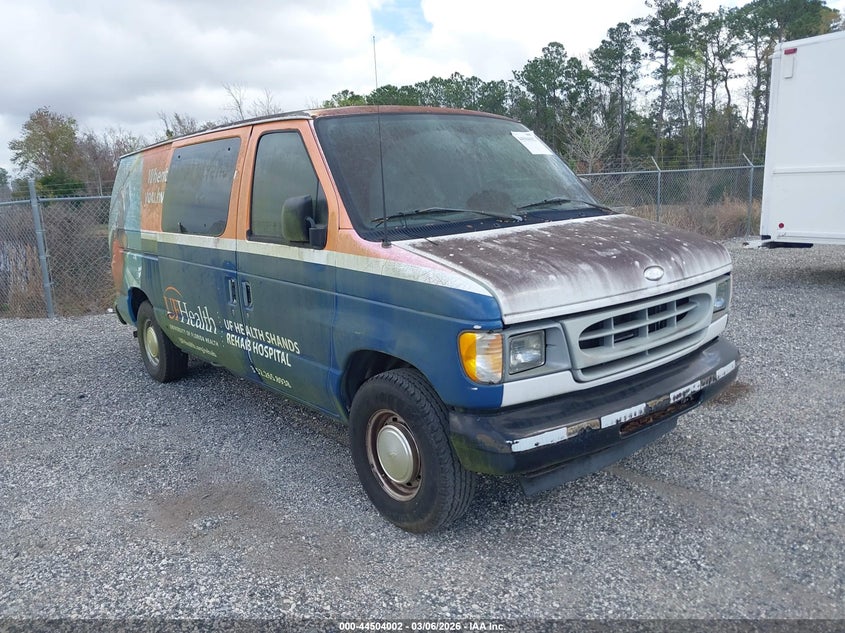 1FTRE14252HA70382 FORD E-150 Photo 1