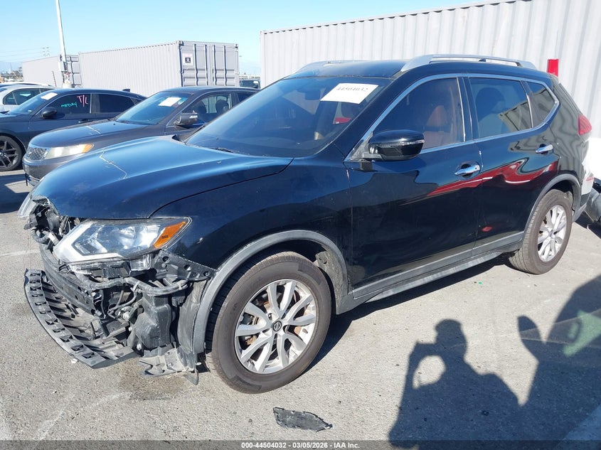 2017 Nissan Rogue Sv