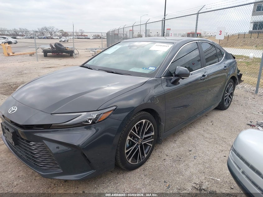 2025 Toyota Camry Xle