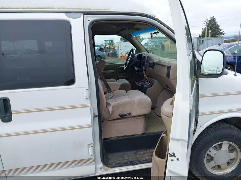 2000 Chevrolet Express Upfitter Pkg.
