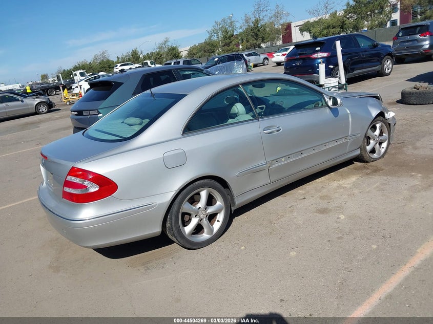 2005 Mercedes-Benz Clk 320