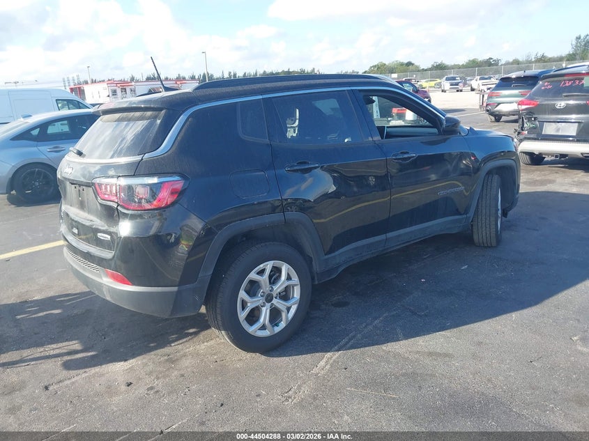 2025 Jeep Compass Latitude 4X4
