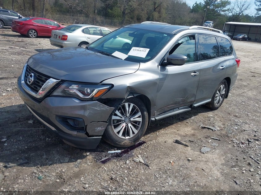 2017 Nissan Pathfinder S