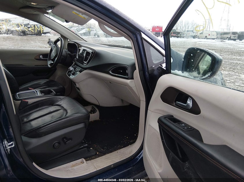 2018 Chrysler Pacifica Touring L Plus