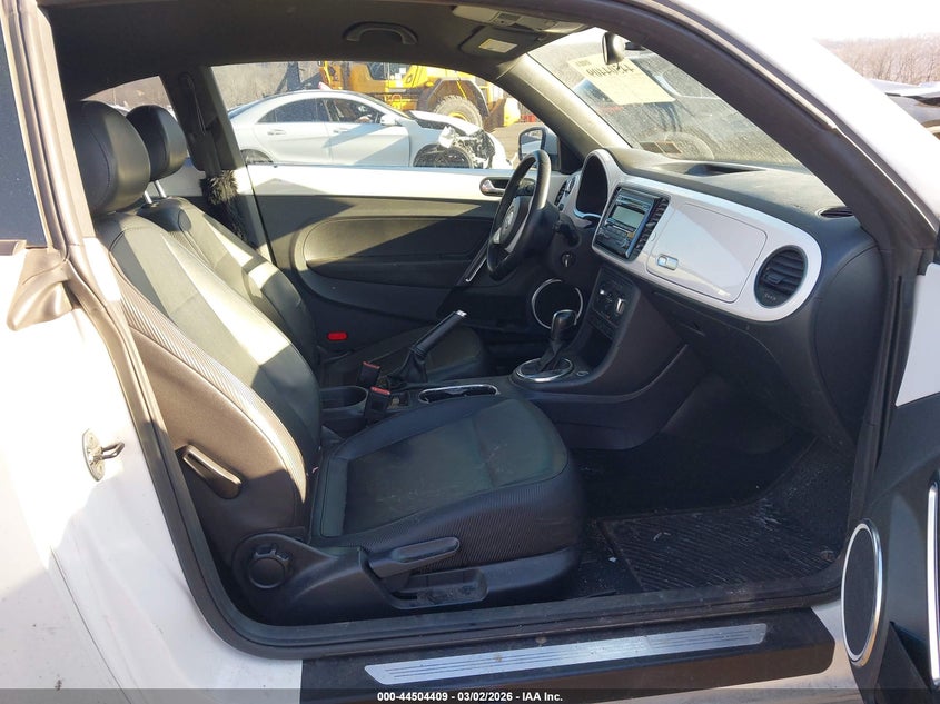 2012 Volkswagen Beetle 2.5L