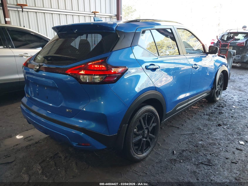 2024 Nissan Kicks Sr Xtronic Cvt