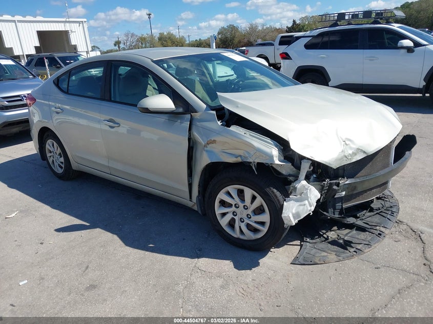 2018 HYUNDAI ELANTRA SE