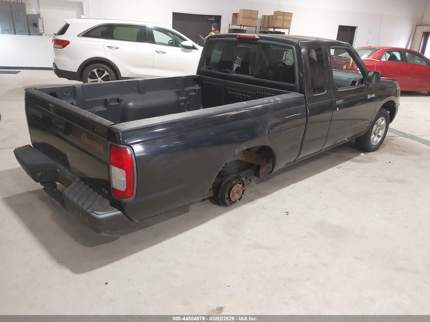 1999 Nissan Frontier Se/Xe